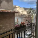 Apartman La Casa Sotto Il Castello